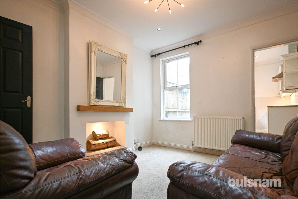 Property photo 3 of 15 Picture No. 12