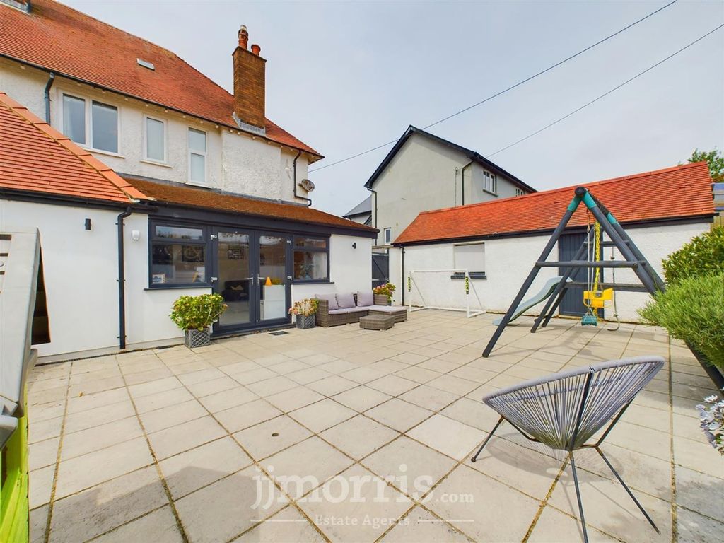 Property photo 2 of 51 Externally