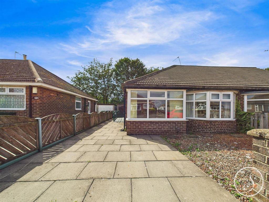 Property photo 1 of 15 External
