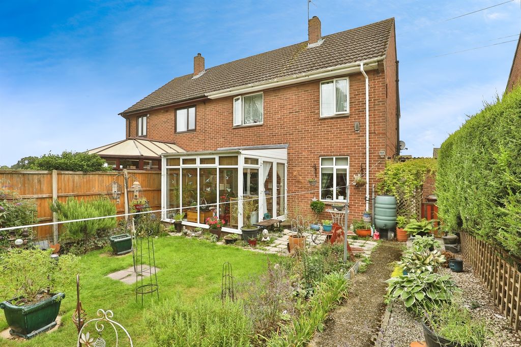 Property photo 3 of 18