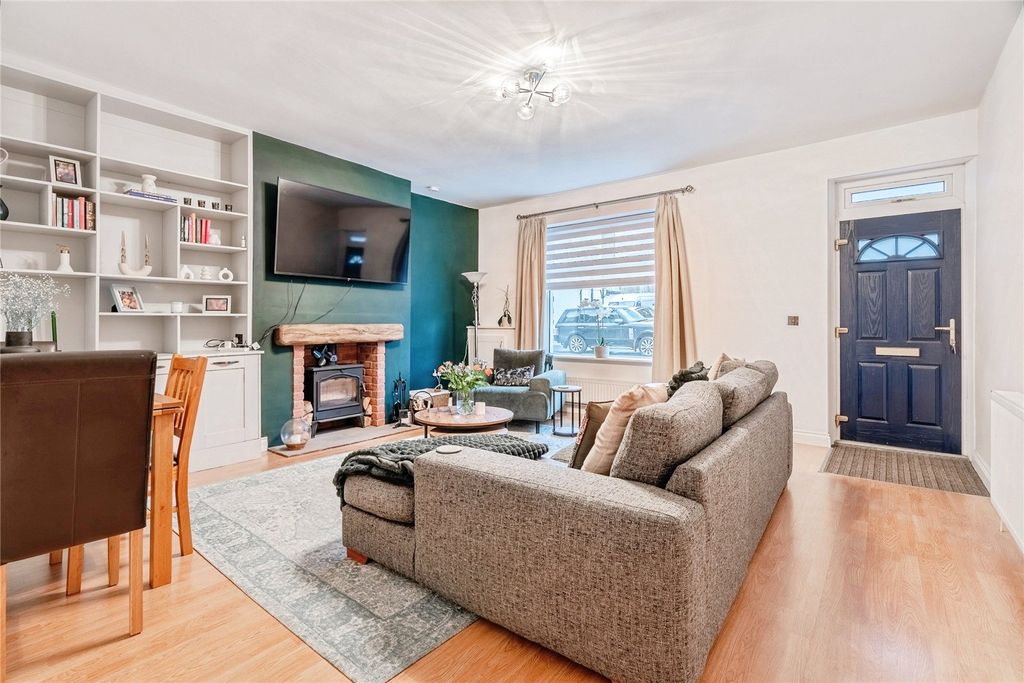 Property photo 3 of 22 Picture No. 23