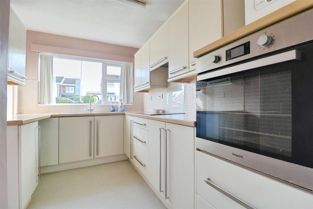 Property photo 2 of 16 20Bcf485-Img_6048-Img_6050.Jpg