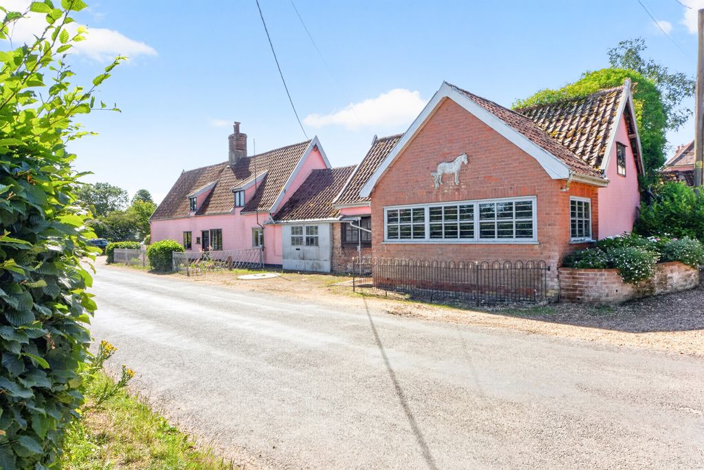Property photo 2 of 16 Pbox-Img.Jpg