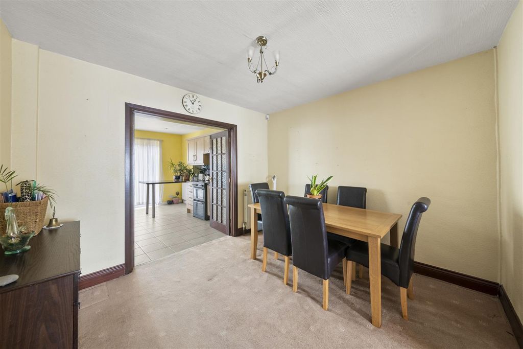 Property photo 3 of 17 2