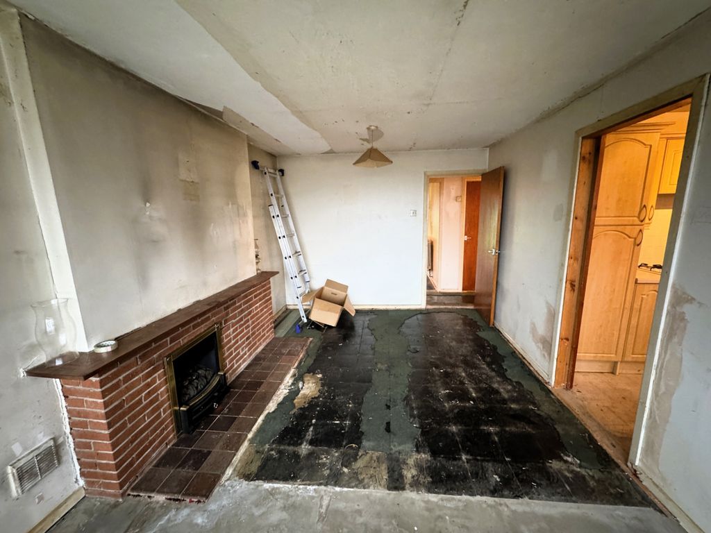 Property photo 2 of 10 Photo 10