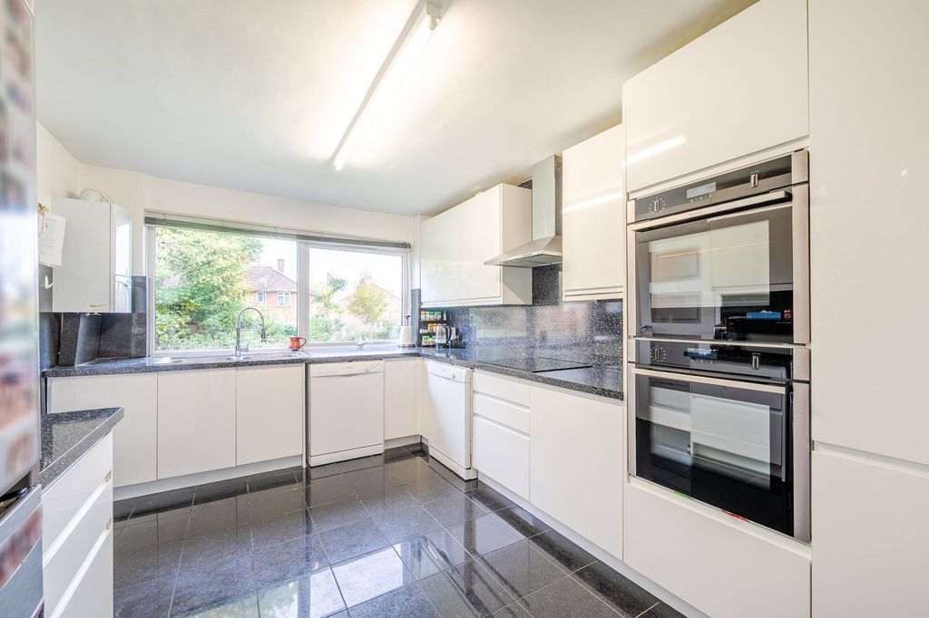 Property photo 2 of 13 Kitchen