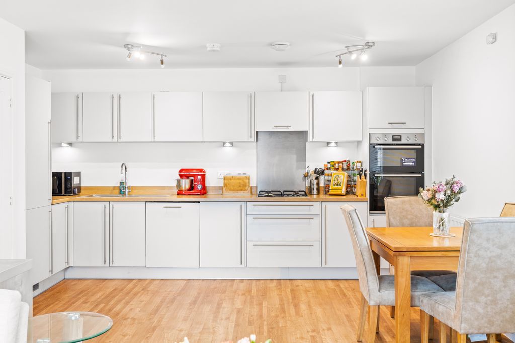 Property photo 3 of 14 Image9.Jpg