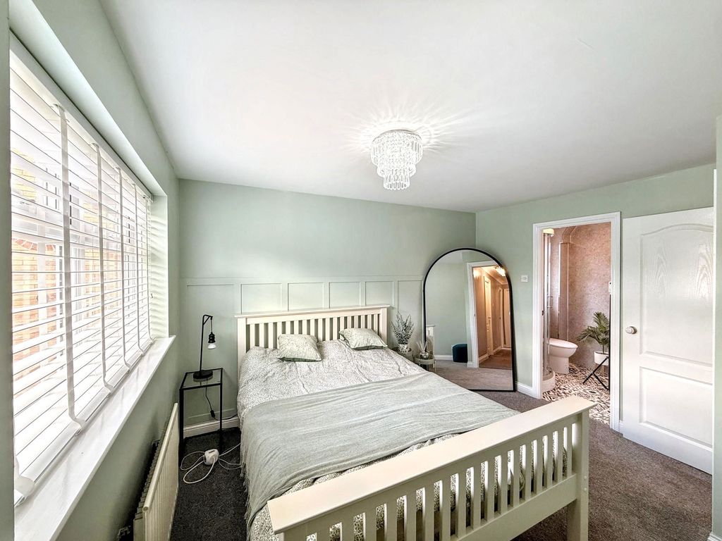 Additional image 14 of 7 bed detached house for saleSiskin Close, Hartlepool TS26