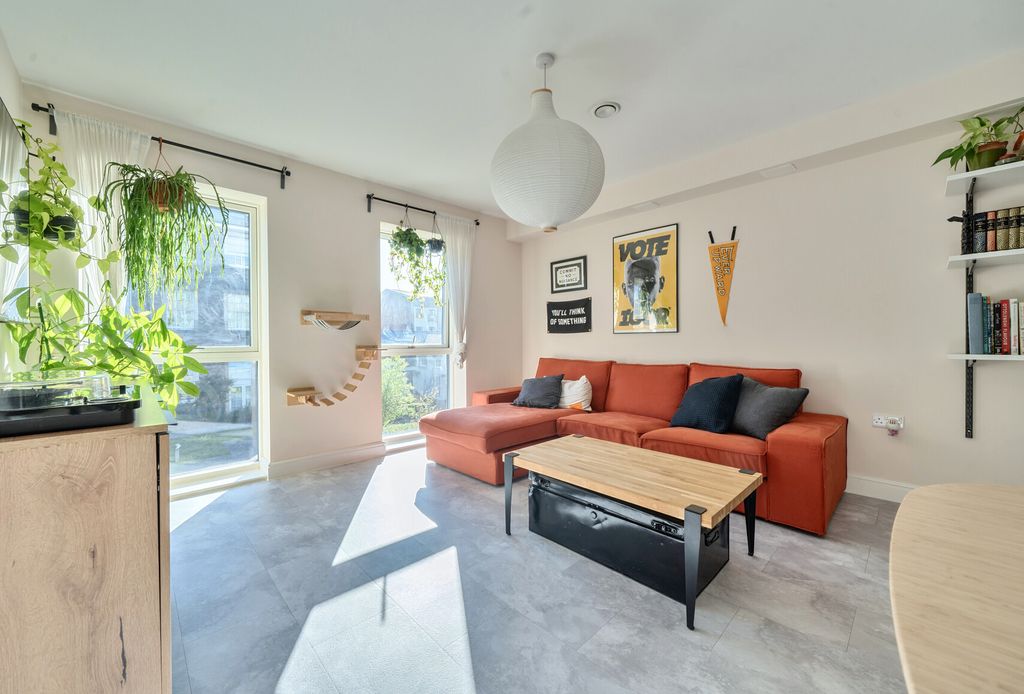 Property photo 2 of 15 1457640-4-6A019B5...