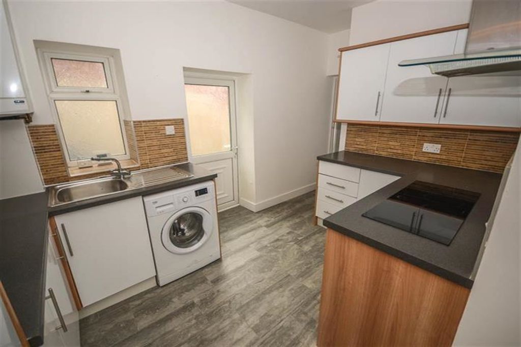 Property photo 1 of 11 (Main)