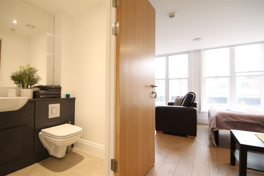 Property photo 3 of 6 2.Jpg