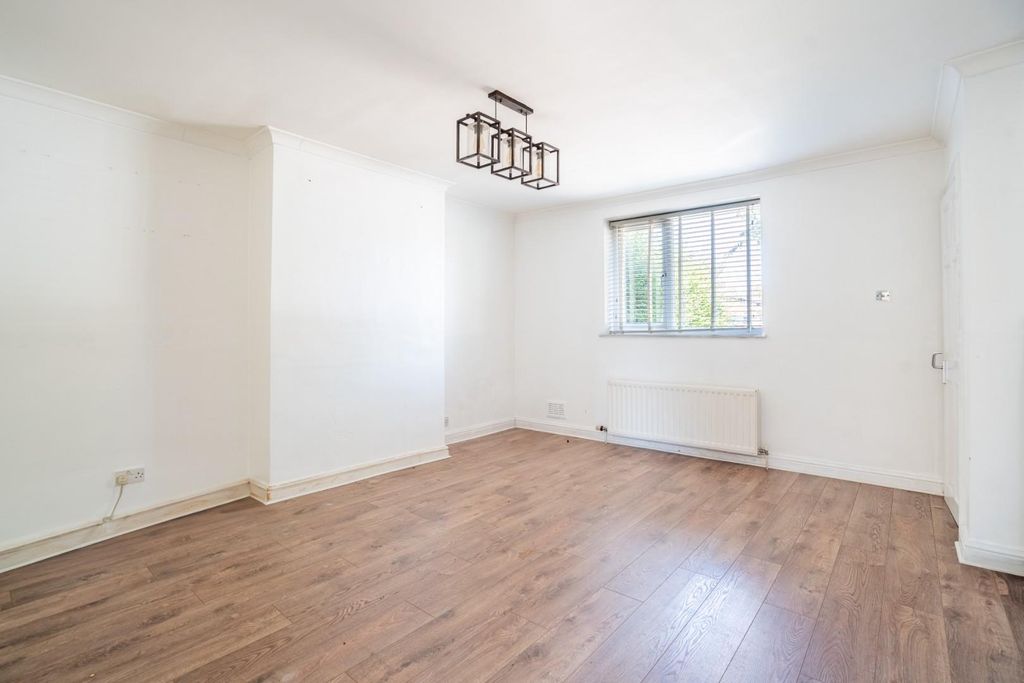Property photo 2 of 13 Fa-7.Jpg