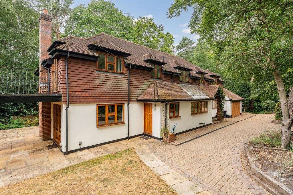Property photo 1 of 24 External-6.Jpg