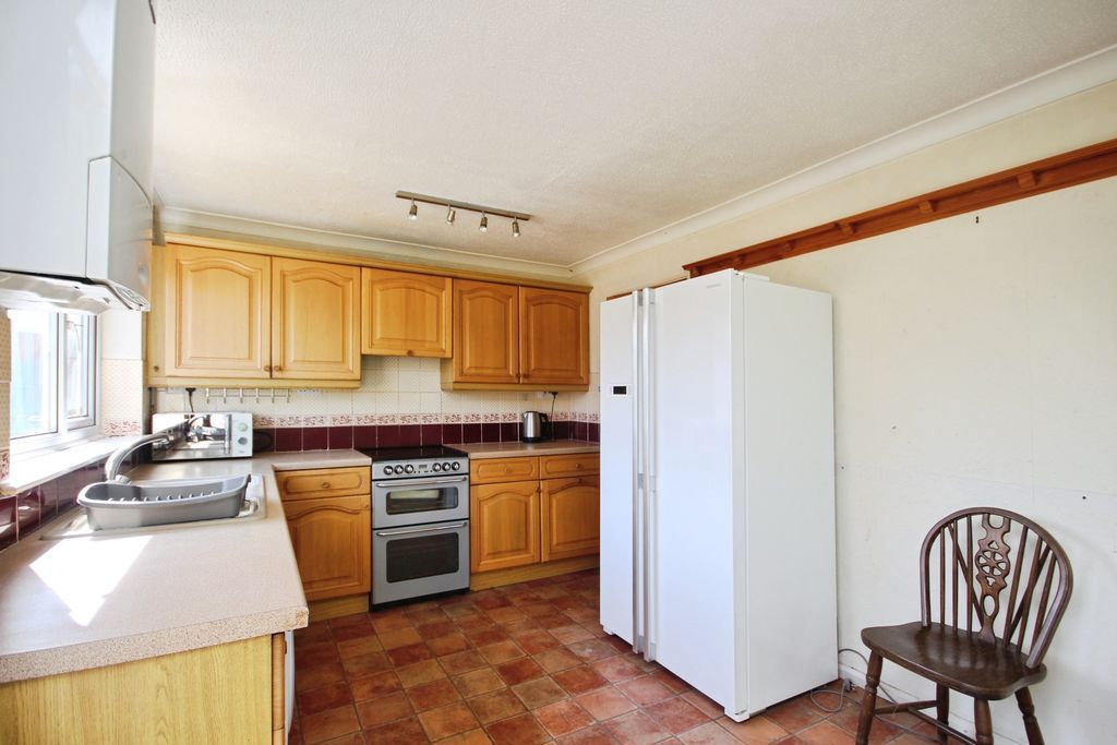 Property photo 3 of 9 Kitchen-Diner