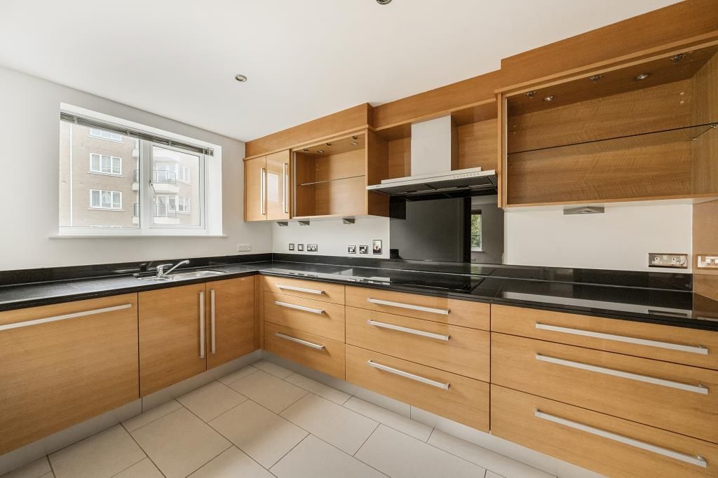 Property photo 3 of 17 Photo