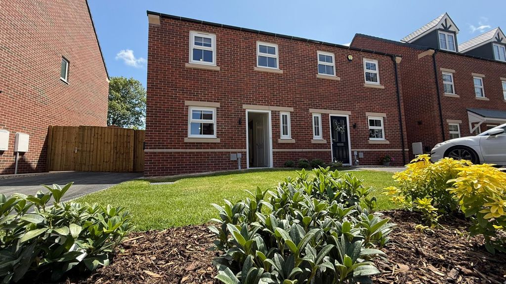 Property photo 2 of 50 Coniston Semi.Jpg