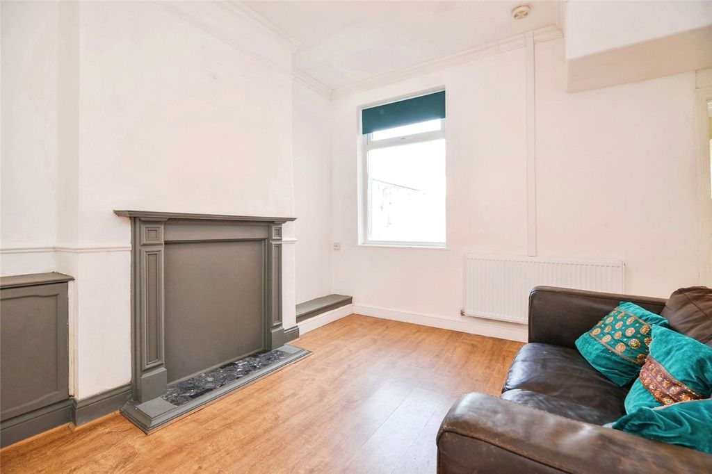 Property photo 2 of 10 Picture No. 03