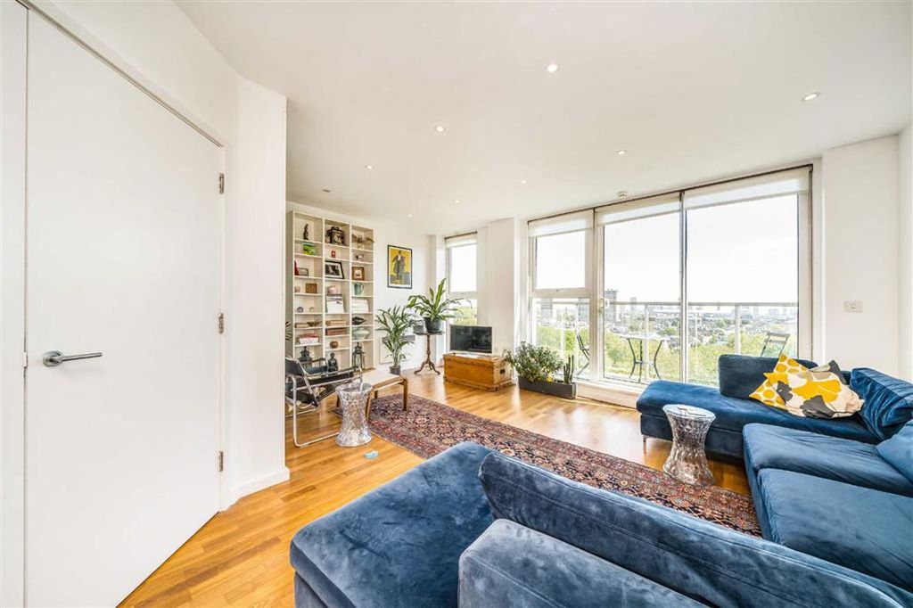 Property photo 2 of 10