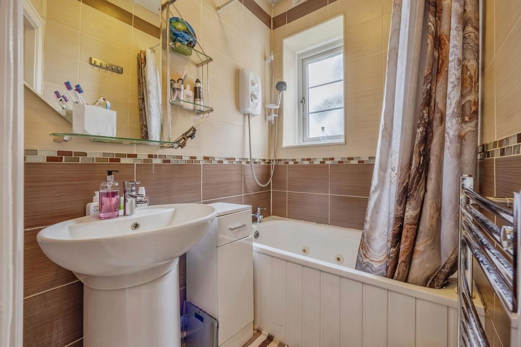 Property photo 2 of 19 Pbox-Img.Jpg