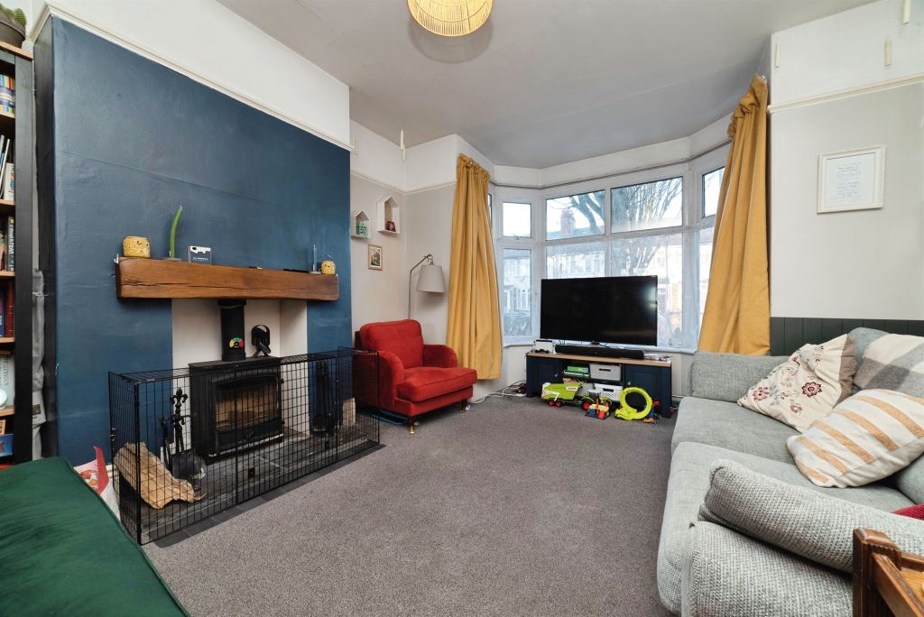 Property photo 3 of 18