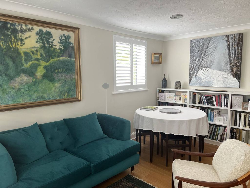 Property photo 3 of 18