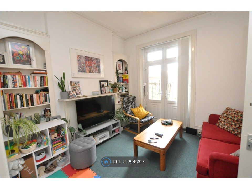 Property photo 2 of 16