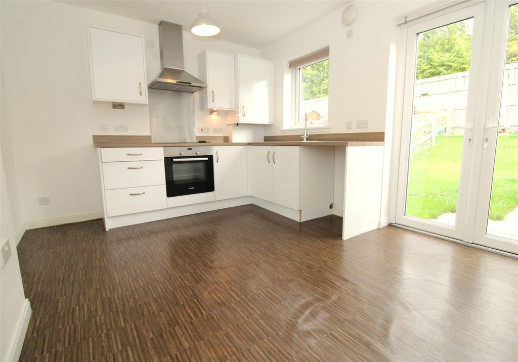 Property photo 3 of 12 Kitchen/Diner
