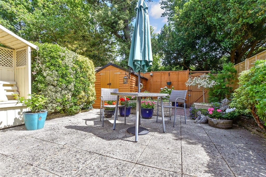 Property photo 1 of 12 Patio / Decking