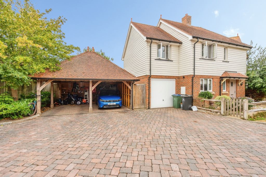 Property photo 2 of 14 Pbox-Img.Jpg