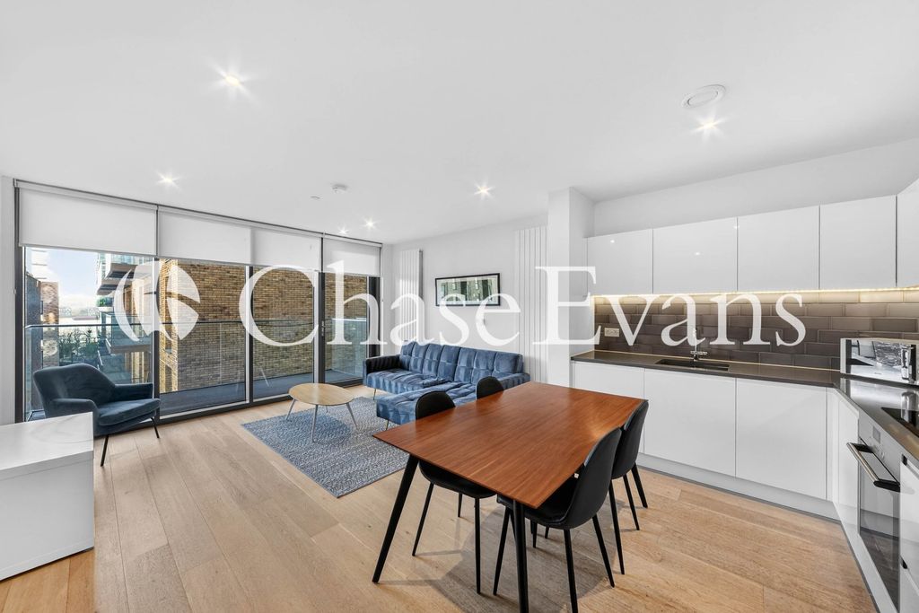 Property photo 1 of 14 Living Area