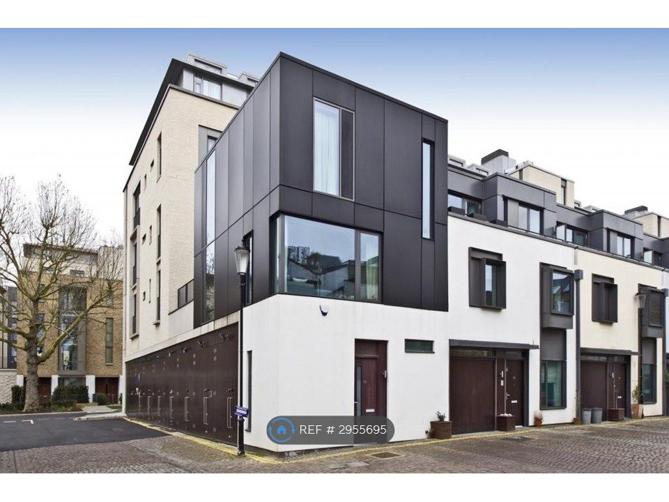 Property photo 1 of 10 Facade
