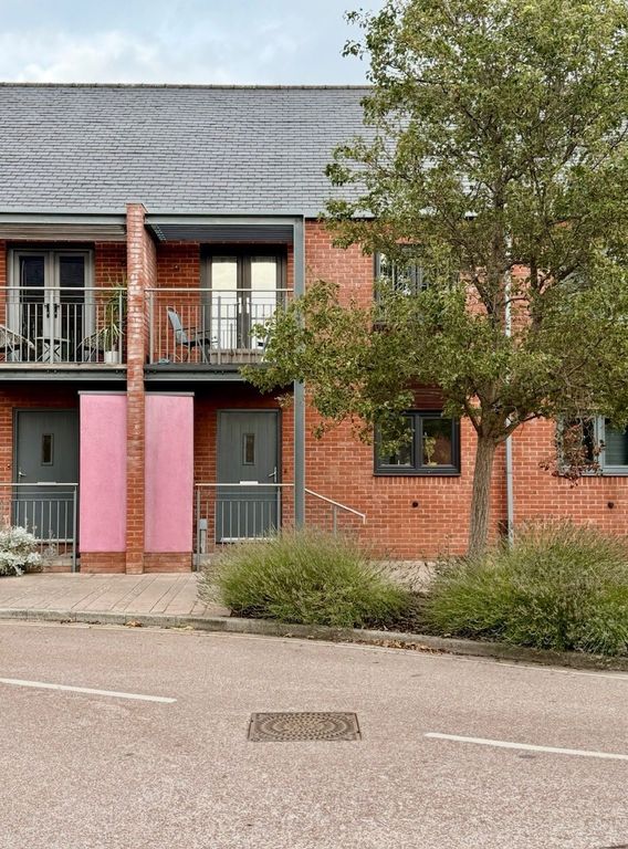Property photo 1 of 1