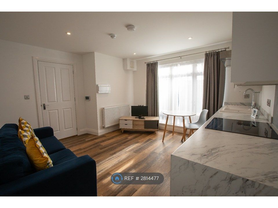 Property photo 2 of 4