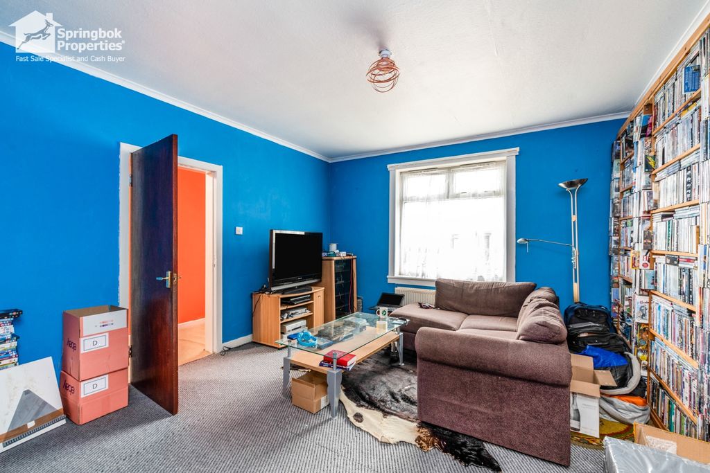 Property photo 3 of 12 Image 2