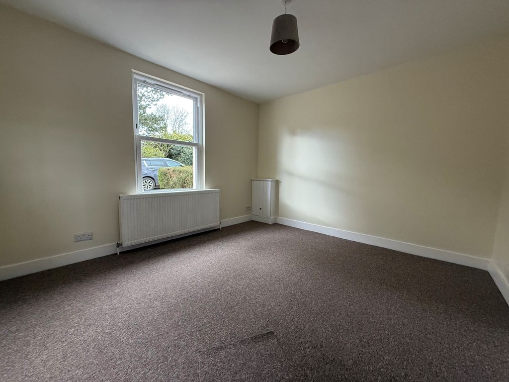 Property photo 3 of 10 Gallery