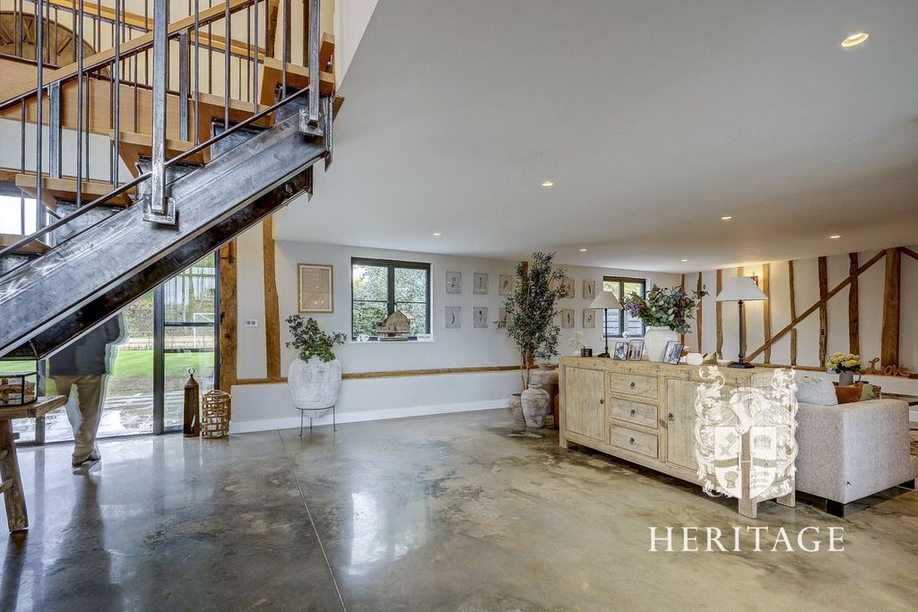 Property photo 3 of 45 Picture No. 33