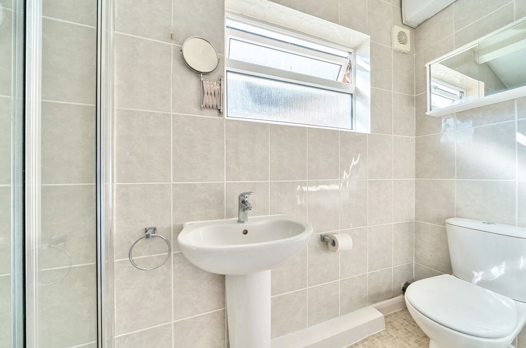 Property photo 3 of 19 1314267-1-6859127...