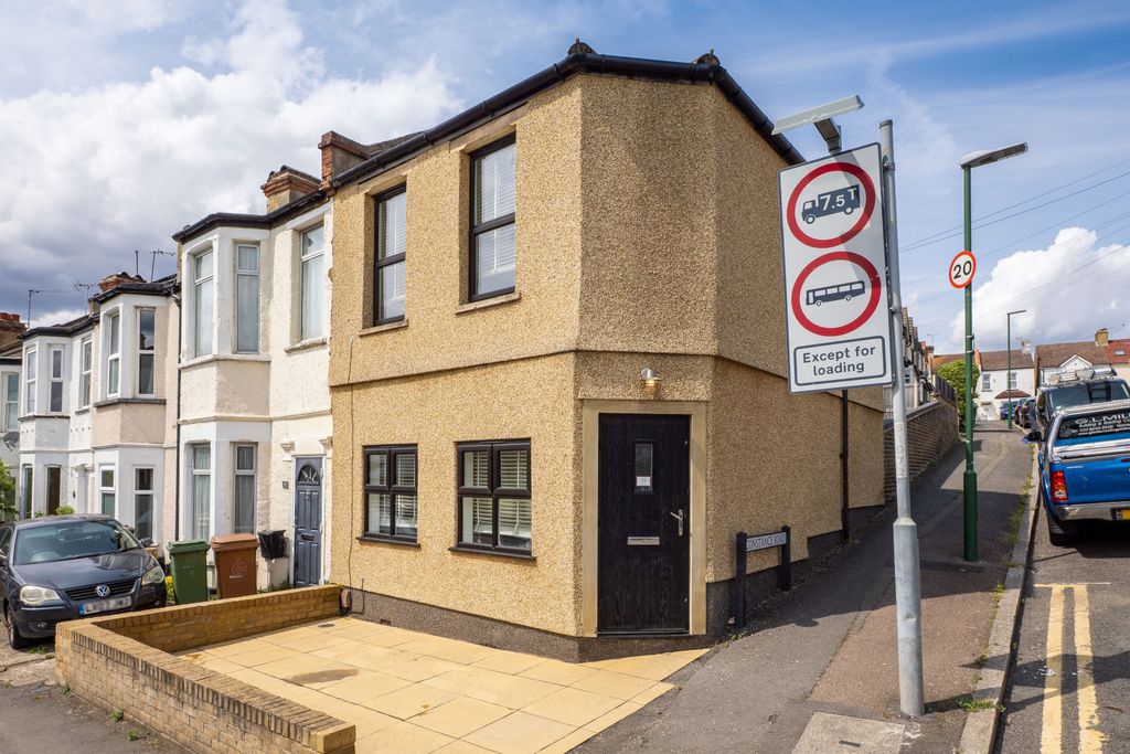Property photo 1 of 15 Picture No. 03