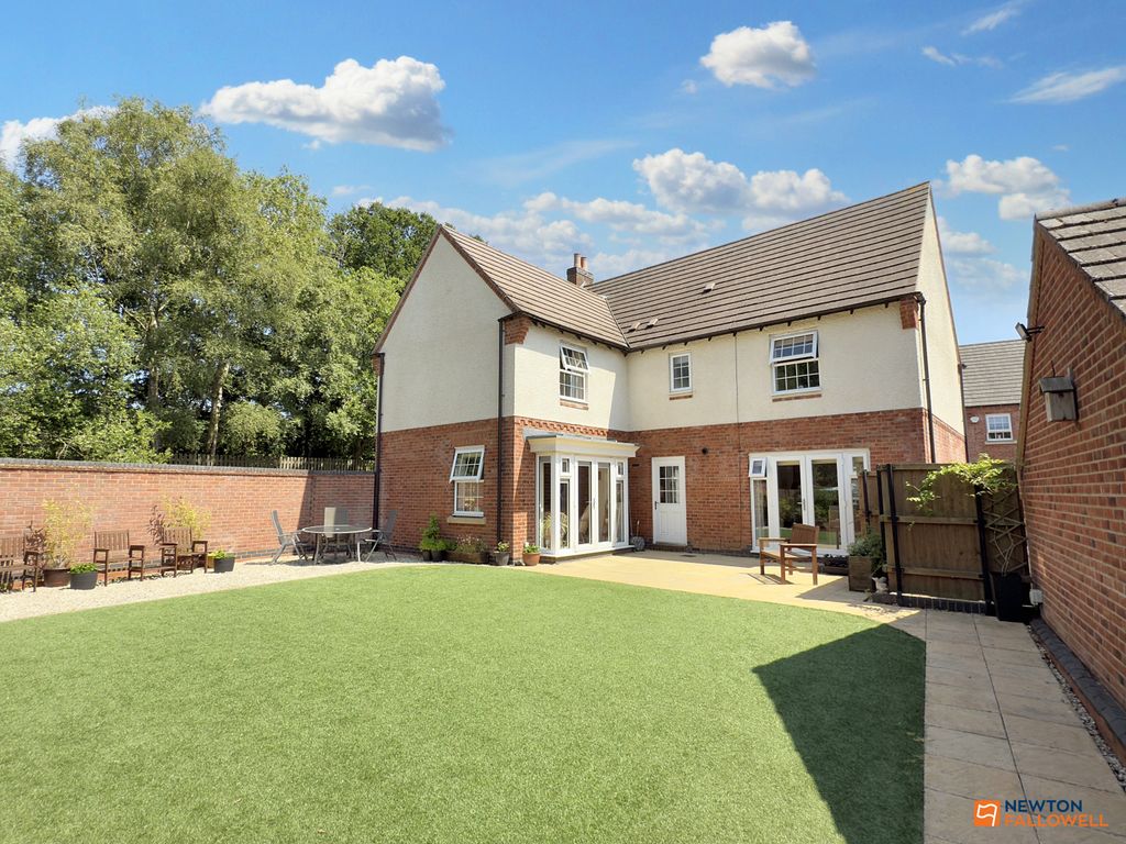 Property photo 1 of 54