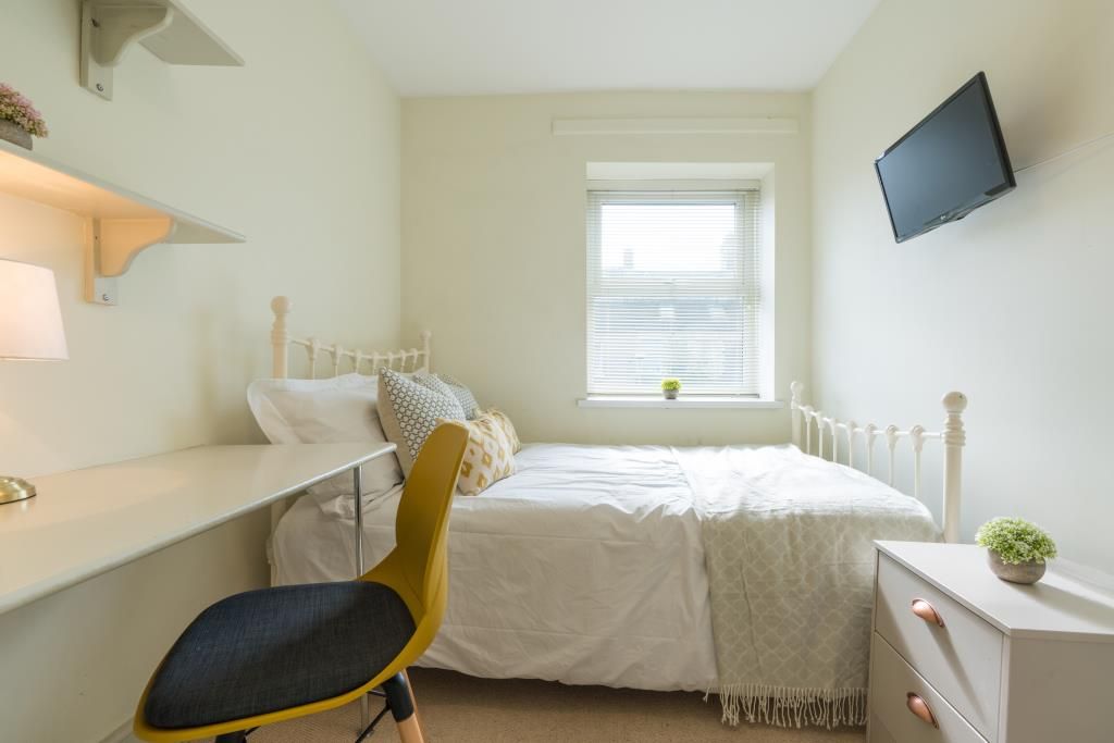 Property photo 3 of 14 Photo 2