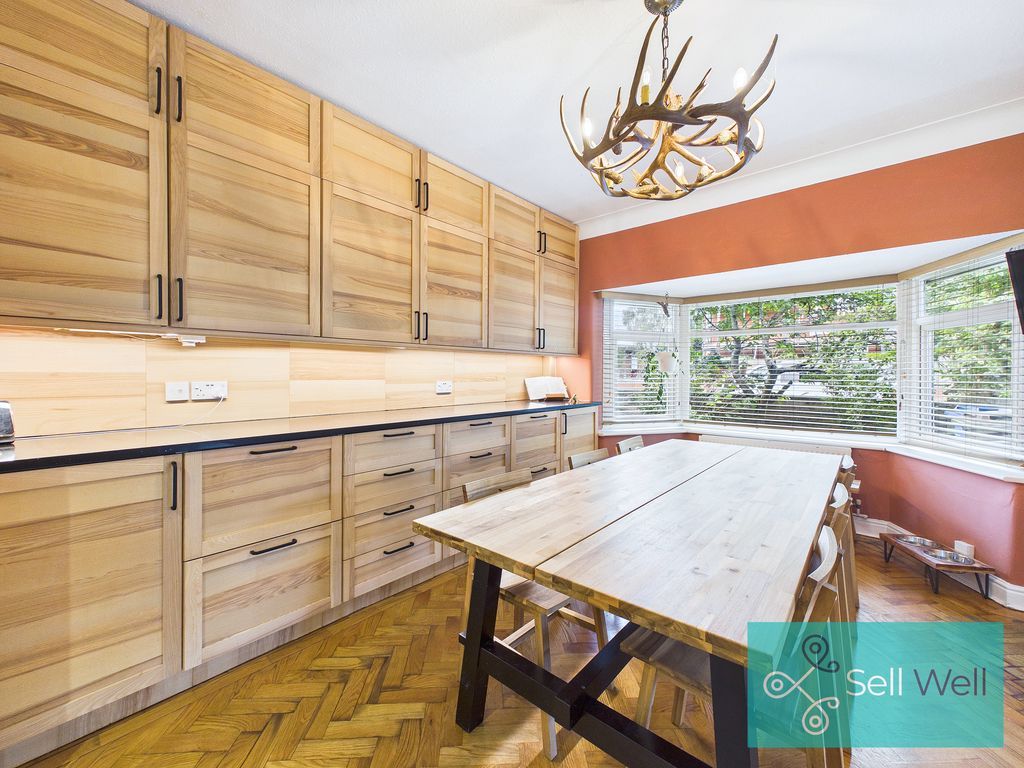 Property photo 3 of 39 Dining Area