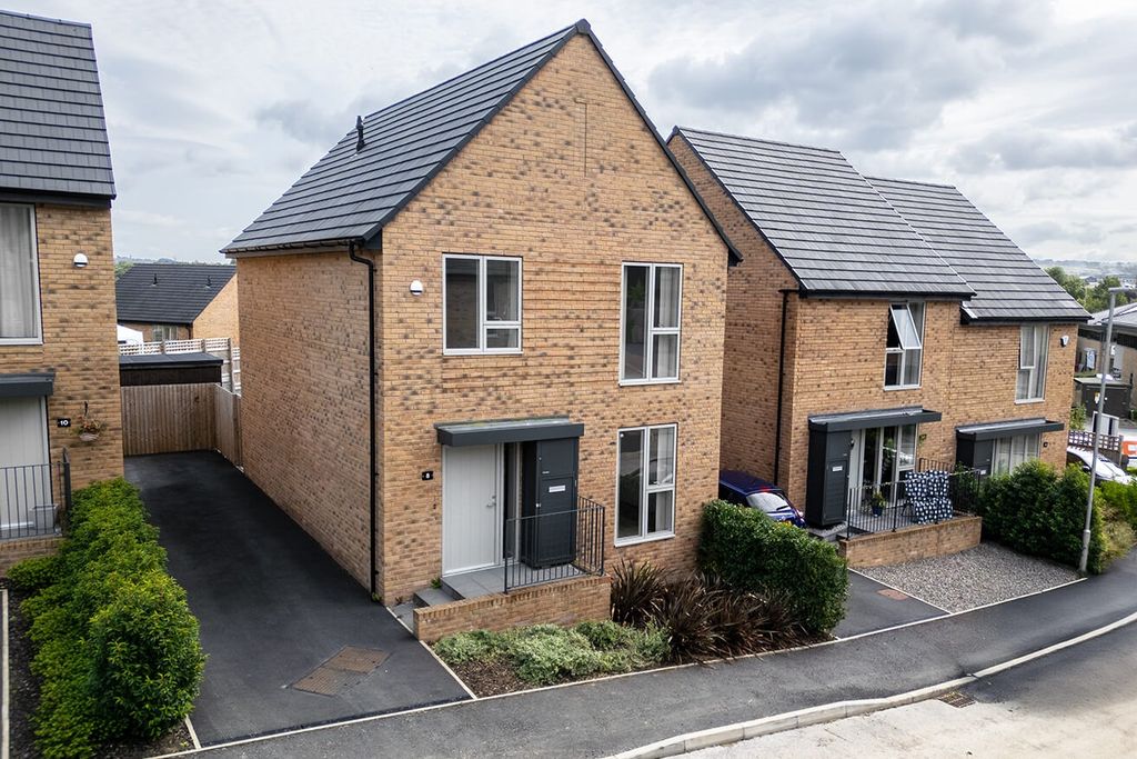 Property photo 1 of 18 3558752