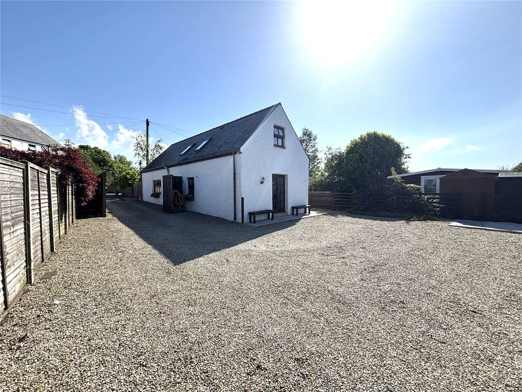 Property photo 1 of 21 Picture No. 04