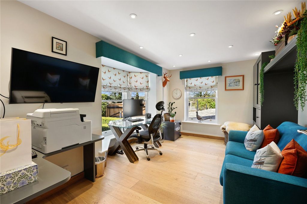 Property photo 3 of 56 Picture No. 27