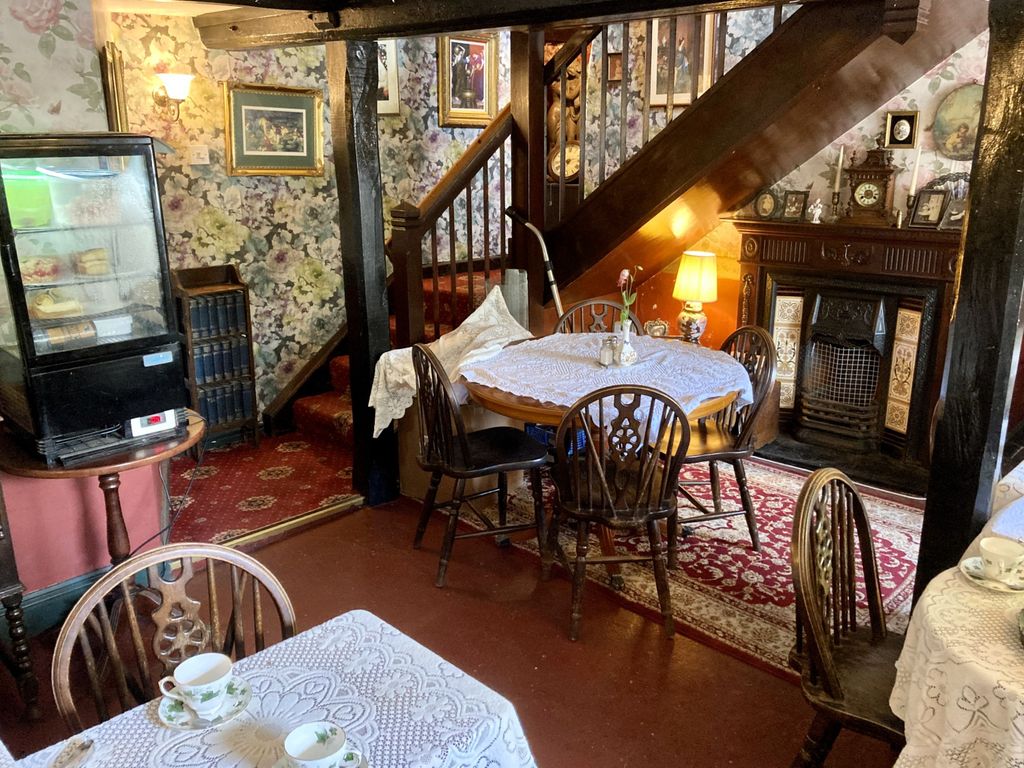 Property photo 3 of 10