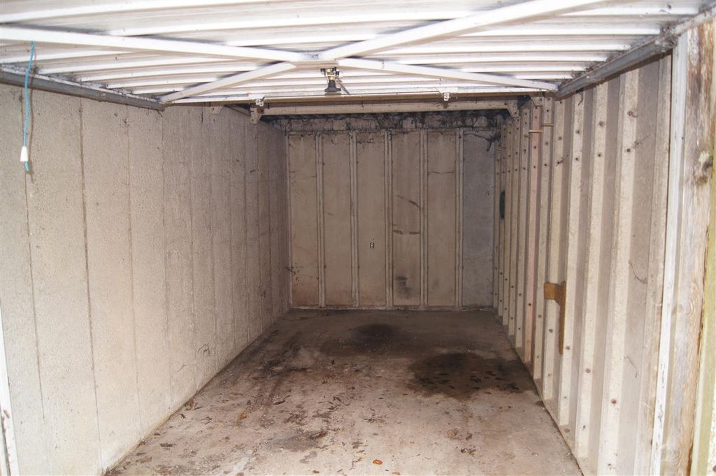 Property photo 2 of 2