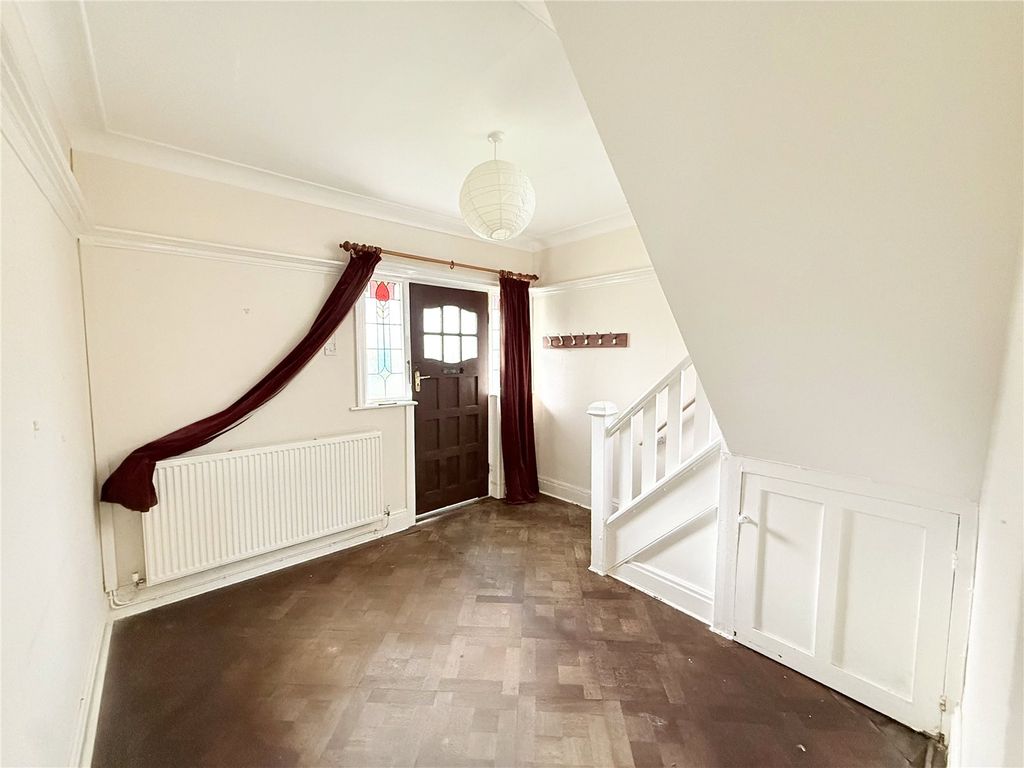 Property photo 2 of 28 Picture No. 57