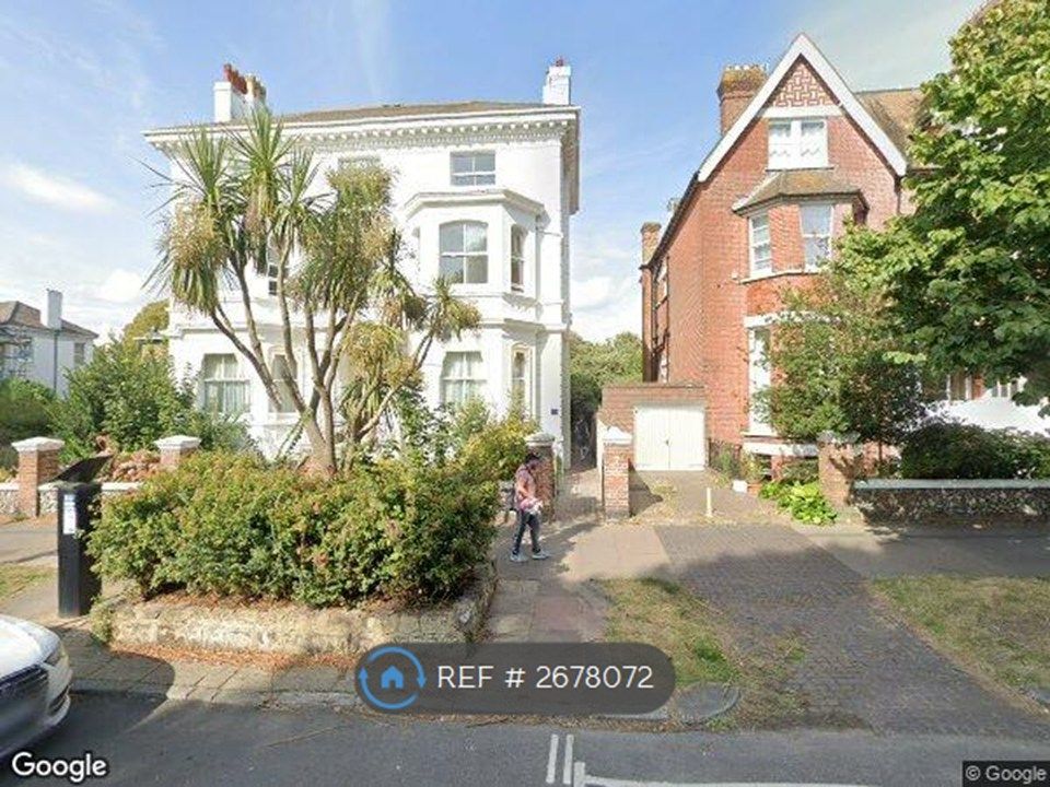 Property photo 1 of 8