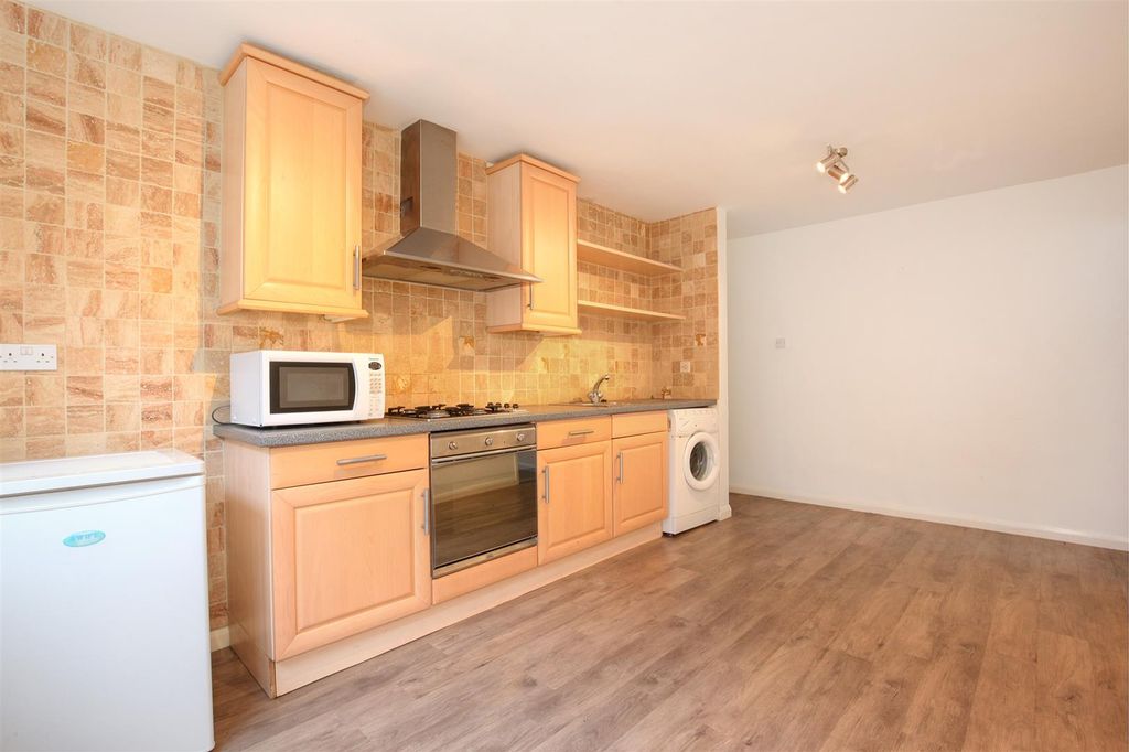 Property photo 2 of 12 Img_9761_2_4_Tonemapped Copy.Jpg