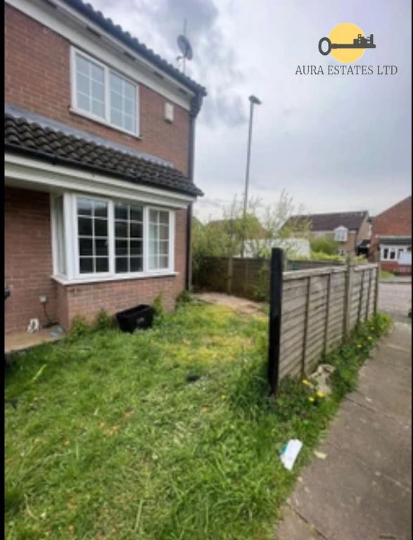 Property photo 2 of 11